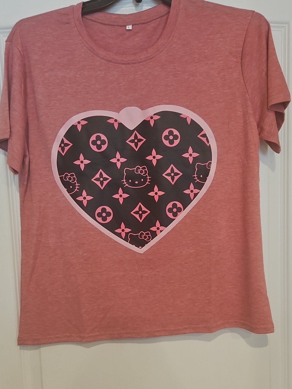 Graphic Shirt Hello Kitty Heart Design New